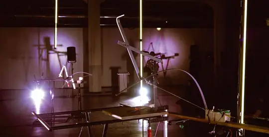 The Most Dangerous Games We (Might) Play, de Éva B.Csonka, en collaboration avec Pía Baltazar
